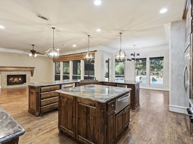 8415 Canyon Crossing, Lantana, TX 76226