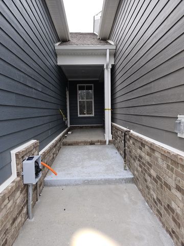 405 W Stonehaus Crossing, Antioch, TN 37013