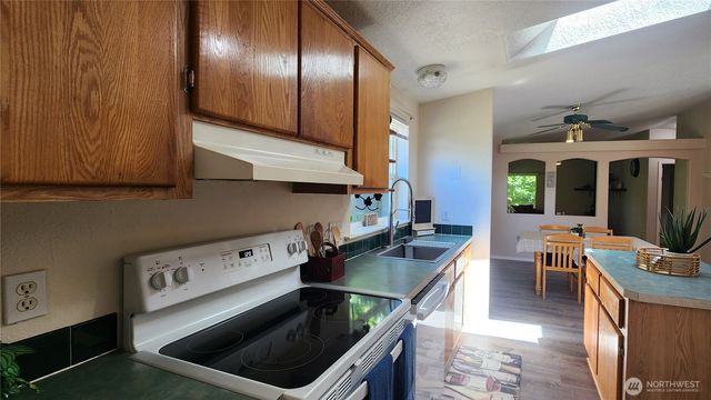 2516 Alonda Lane NE #2516, Olympia, WA 98516