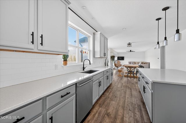 14917 County Road 6, Metamora, OH 43540