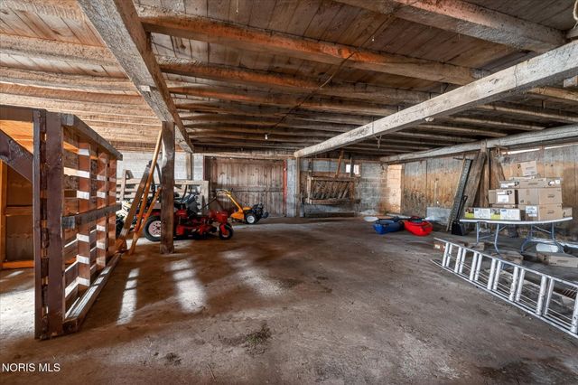 14917 County Road 6, Metamora, OH 43540