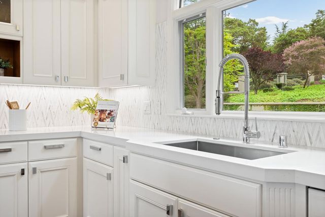 24855 Prospect Avenue, Los Altos Hills, CA 94022