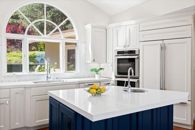 24855 Prospect Avenue, Los Altos Hills, CA 94022