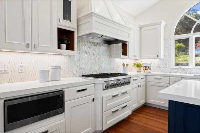 24855 Prospect Avenue, Los Altos Hills, CA 94022