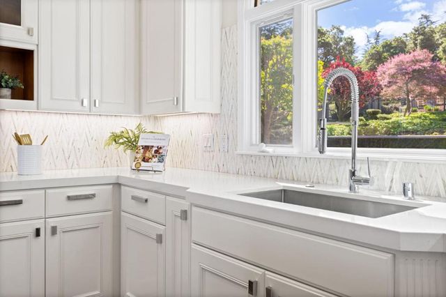 24855 Prospect Avenue, Los Altos Hills, CA 94022