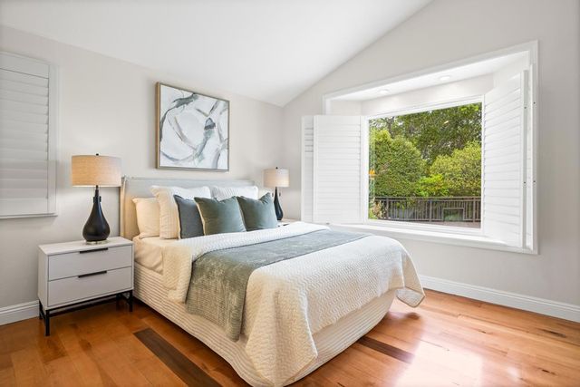 24855 Prospect Avenue, Los Altos Hills, CA 94022