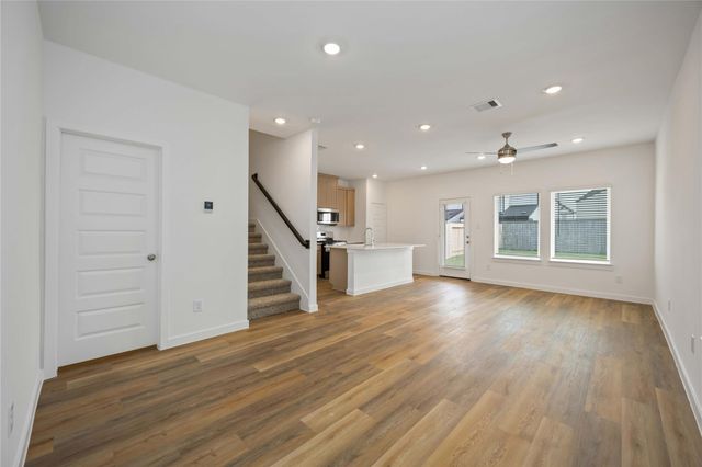 7806 Stone Orchard Drive, Houston, TX 77040