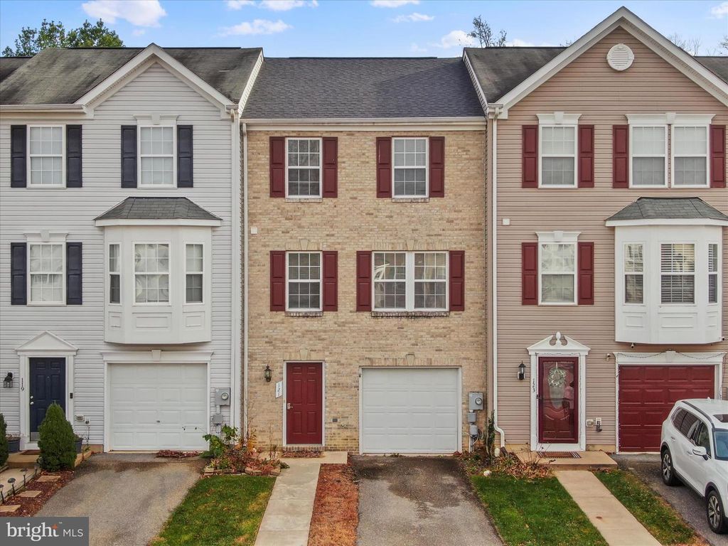 121 EAGLES RDG, Smithsburg, MD 21783