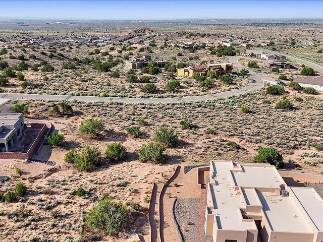 5817 Ridgeline Place NE, Rio Rancho, NM 87144