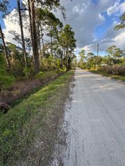 11TH AVENUE, Deland, FL 32724