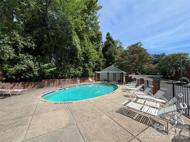430 Queens Road 632, Charlotte, NC 28207