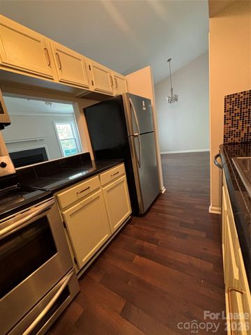 430 Queens Road 632, Charlotte, NC 28207