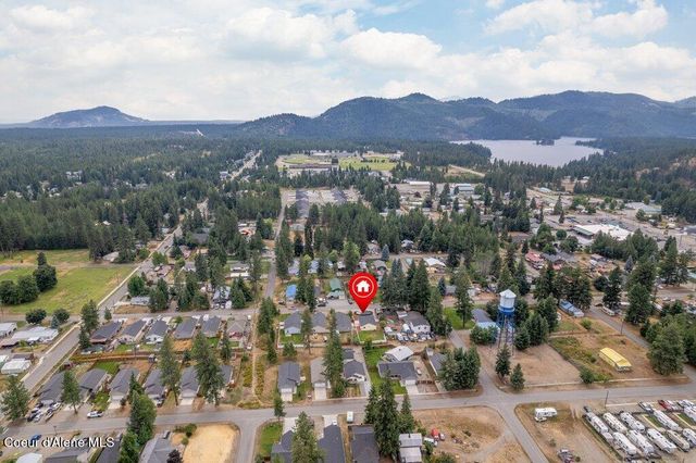 5753 W NEW HAMPSHIRE ST, Spirit Lake, ID 83869