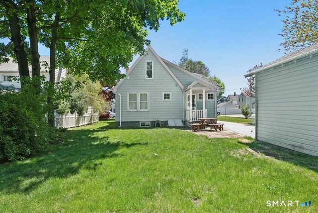 40 Beers Place, Stratford, CT 06614