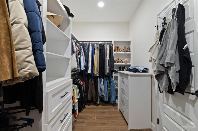 7033 Heliconia Drive, Brownsville, TX 78520