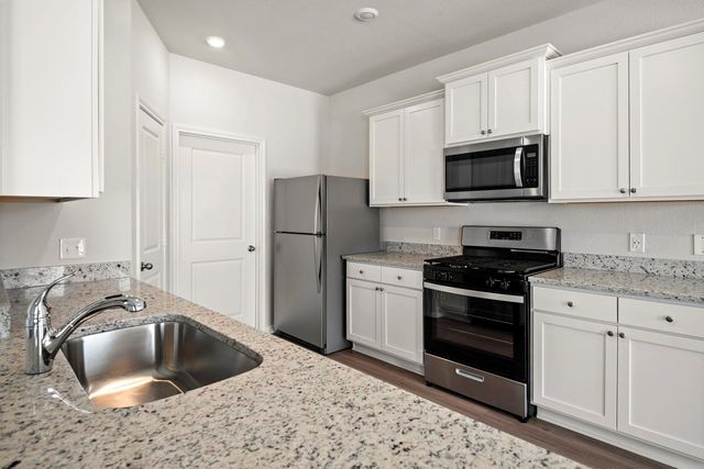 15646 Honey Cove Drive, Conroe, TX 77303