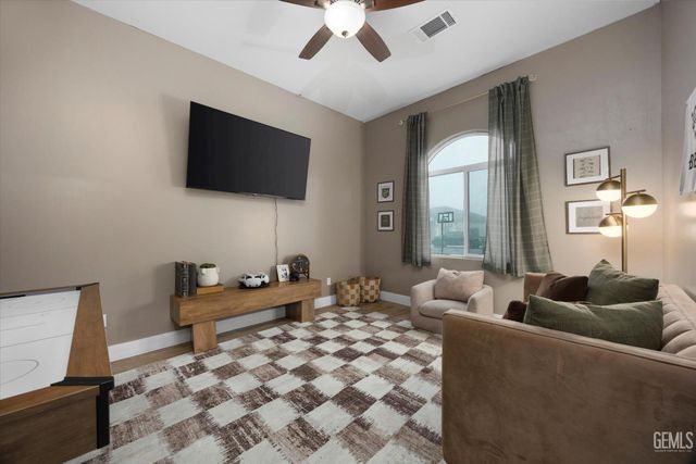 1008 Eckmann Street, Shafter, CA 93263