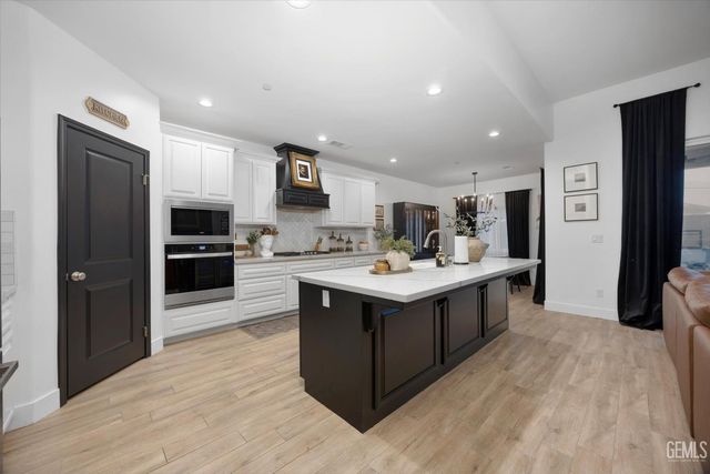 1008 Eckmann Street, Shafter, CA 93263