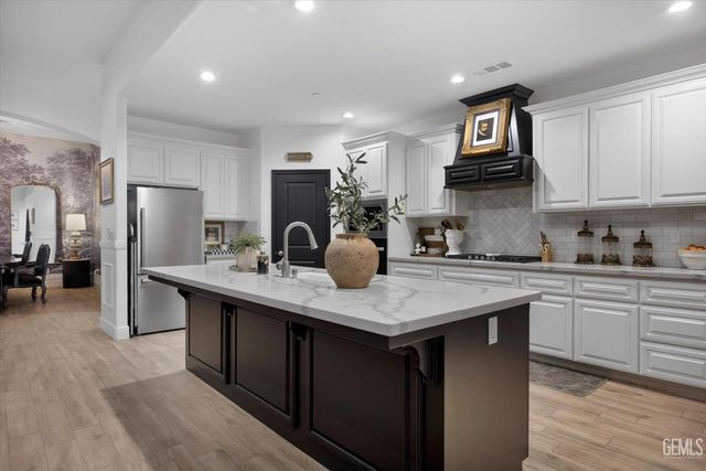 1008 Eckmann Street, Shafter, CA 93263