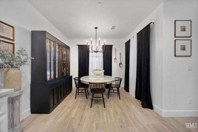 1008 Eckmann Street, Shafter, CA 93263