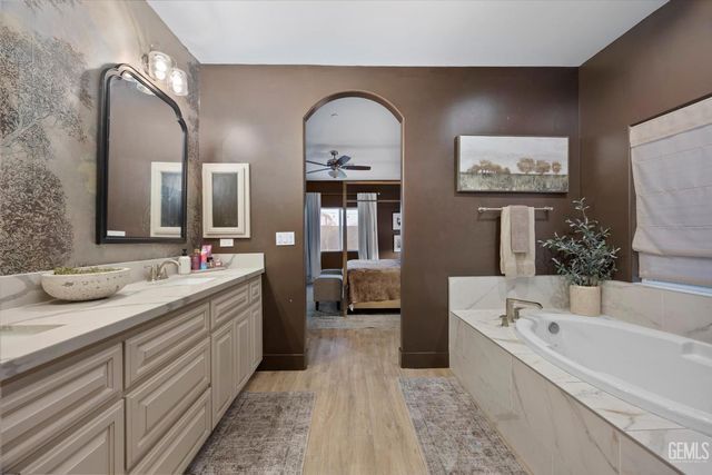 1008 Eckmann Street, Shafter, CA 93263