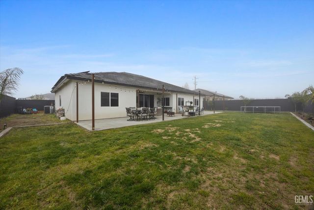 1008 Eckmann Street, Shafter, CA 93263