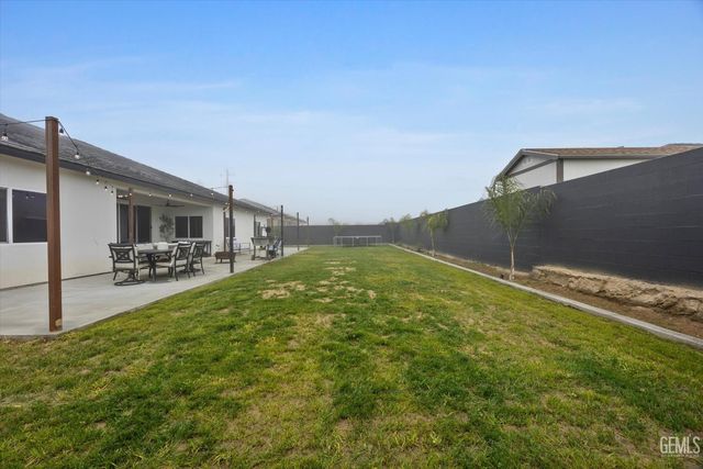 1008 Eckmann Street, Shafter, CA 93263