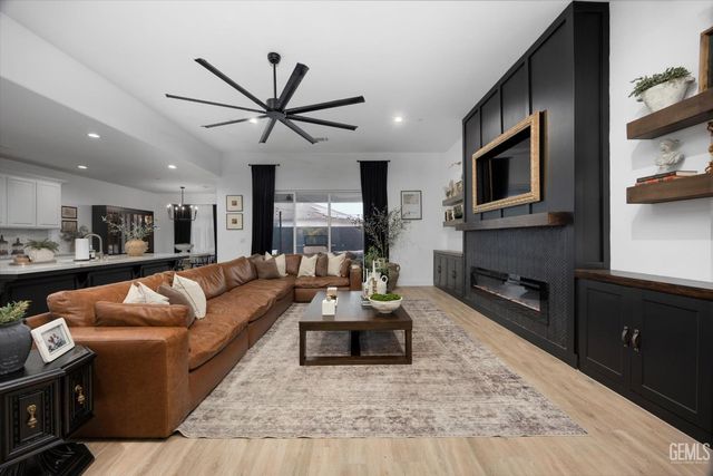 1008 Eckmann Street, Shafter, CA 93263