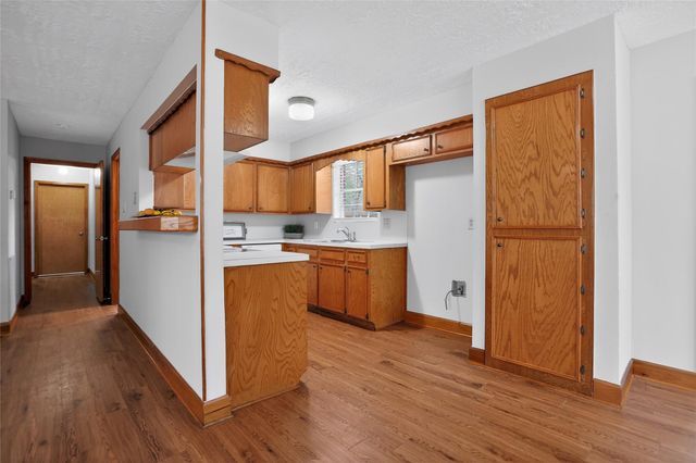 601 Chateau Woods Parkway Drive, Conroe, TX 77385