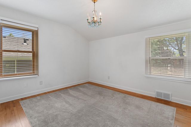 3707 42nd Avenue N, Robbinsdale, MN 55422