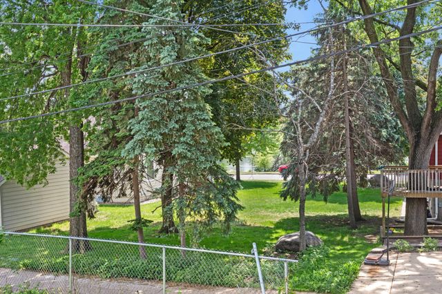 3707 42nd Avenue N, Robbinsdale, MN 55422