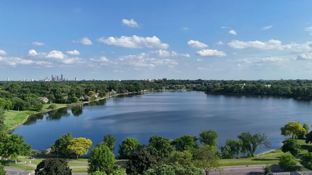 3707 42nd Avenue N, Robbinsdale, MN 55422