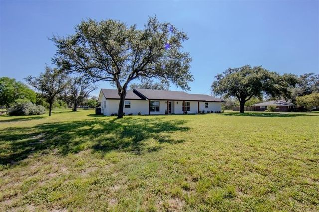 615 E Trant, Kingsville, TX 78363