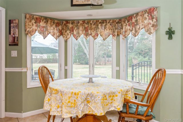 10 Liso Drive, Mount Sinai, NY 11766