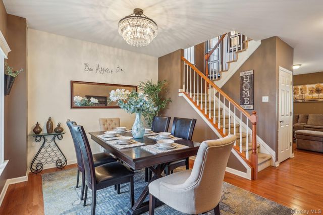 3105 Betsy Ross Ridge, New Windsor, NY 12553