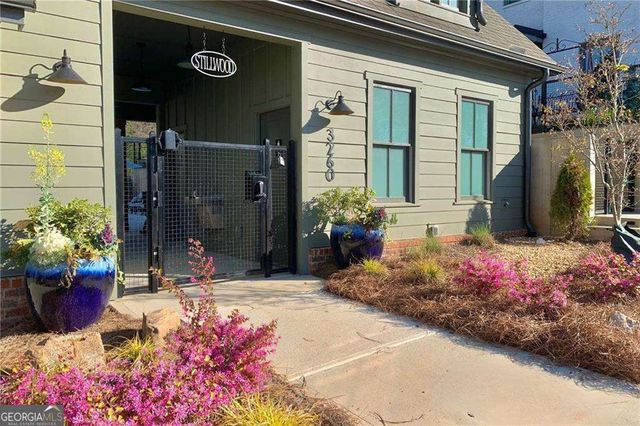 3304 Stillwood Lane, Hapeville, GA 30354