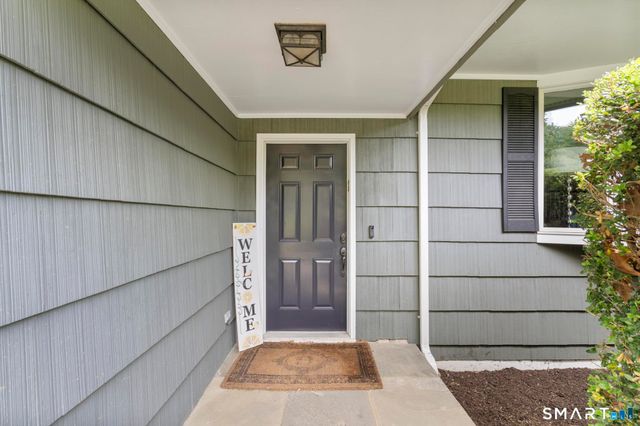 8 Huckleberry Drive South, Norwalk, CT 06850
