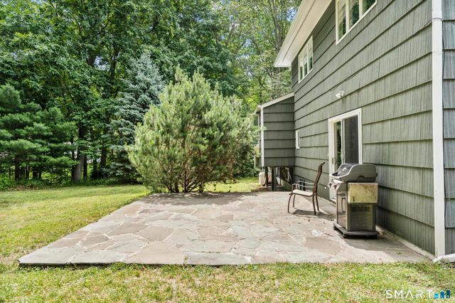 8 Huckleberry Drive South, Norwalk, CT 06850