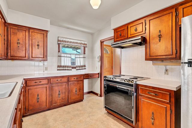 541 N Birch, Valley Center, KS 67147