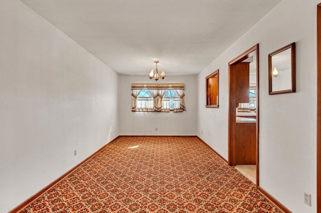 541 N Birch, Valley Center, KS 67147