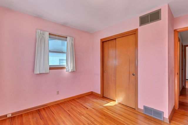 541 N Birch, Valley Center, KS 67147