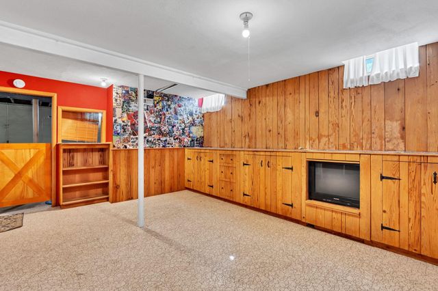 541 N Birch, Valley Center, KS 67147