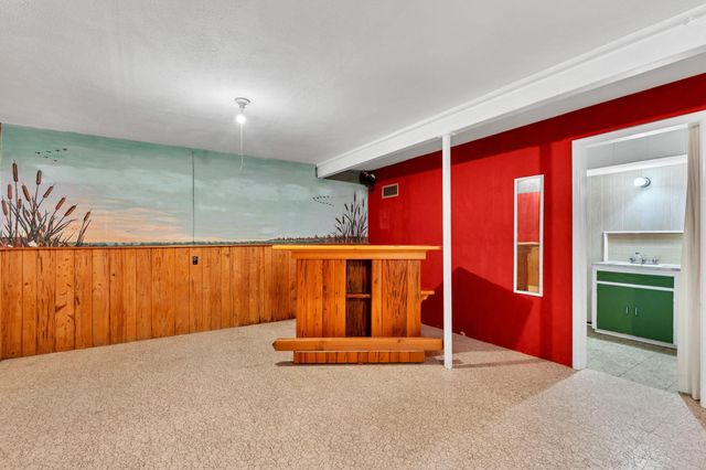 541 N Birch, Valley Center, KS 67147