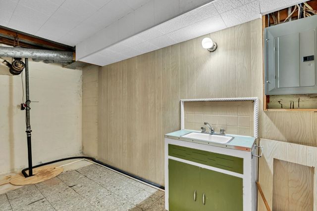 541 N Birch, Valley Center, KS 67147