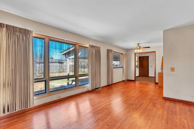 541 N Birch, Valley Center, KS 67147