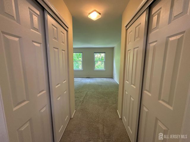 214 Sapphire Lane, Franklin Twsp, NJ 08823