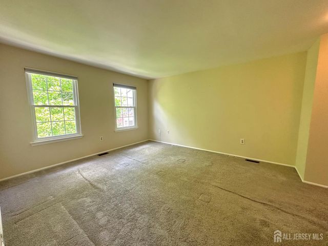 214 Sapphire Lane, Franklin Twsp, NJ 08823