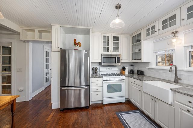 155 Dartmouth Avenue, Holland, MI 49423