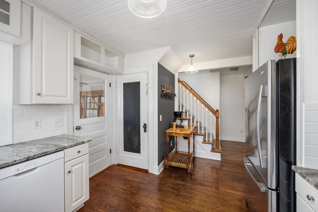 155 Dartmouth Avenue, Holland, MI 49423