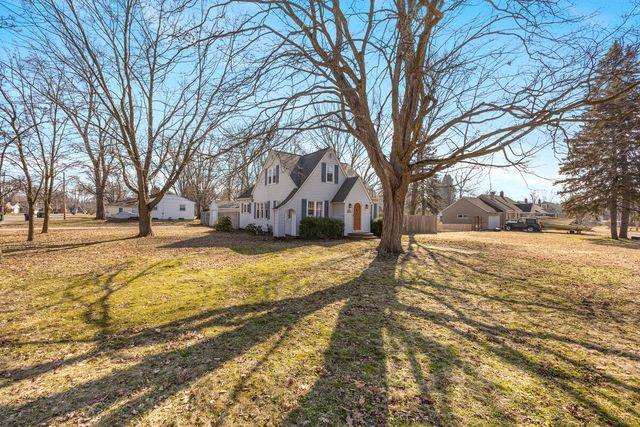 155 Dartmouth Avenue, Holland, MI 49423